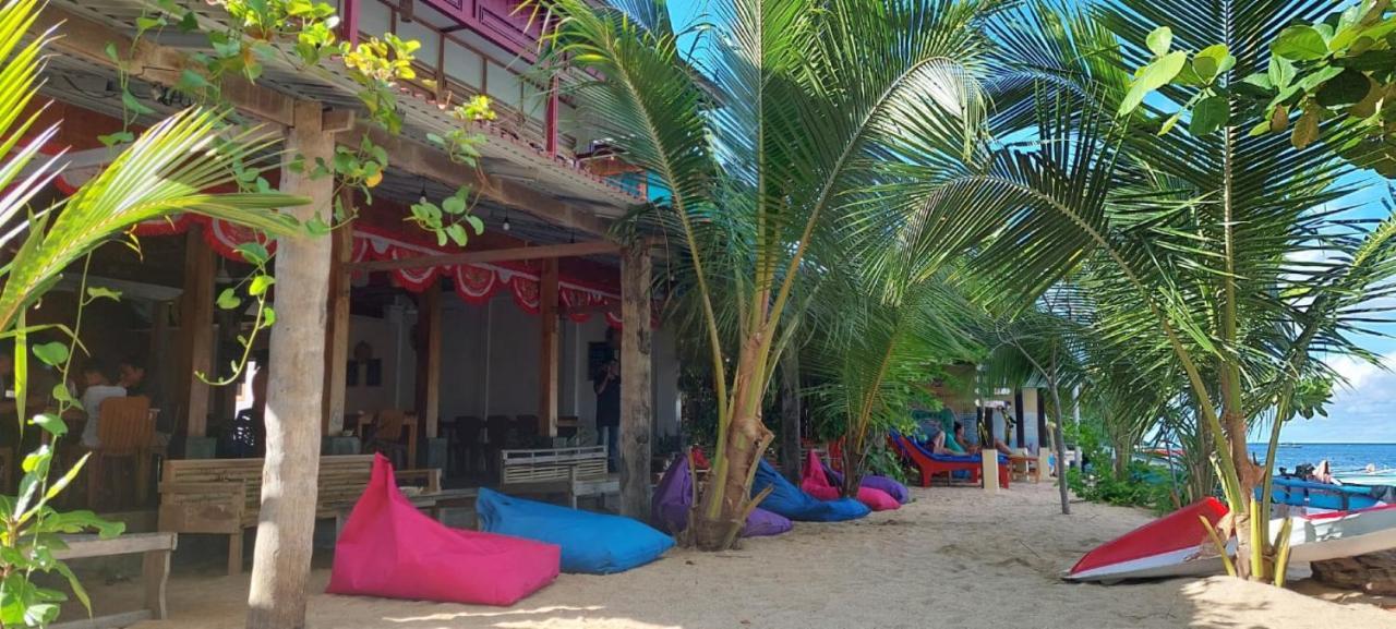 Arto Moro Bunaken Exteriér fotografie